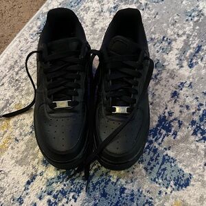 Classic Black Men's Sneakers
